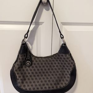 Dooney & Bourke purse